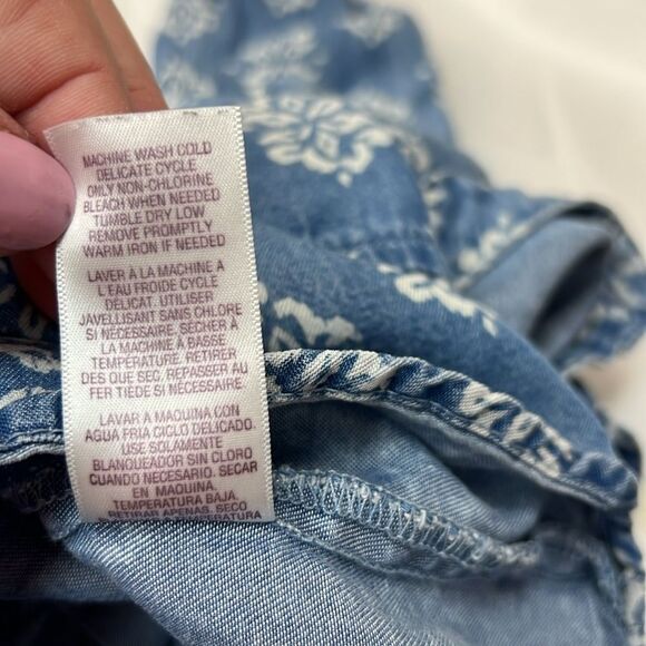 Splendid blue white floral print denim long sleeve button up shirt EUC size S - Picture 10 of 10